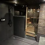 Levi And Sky Luxury Chalet